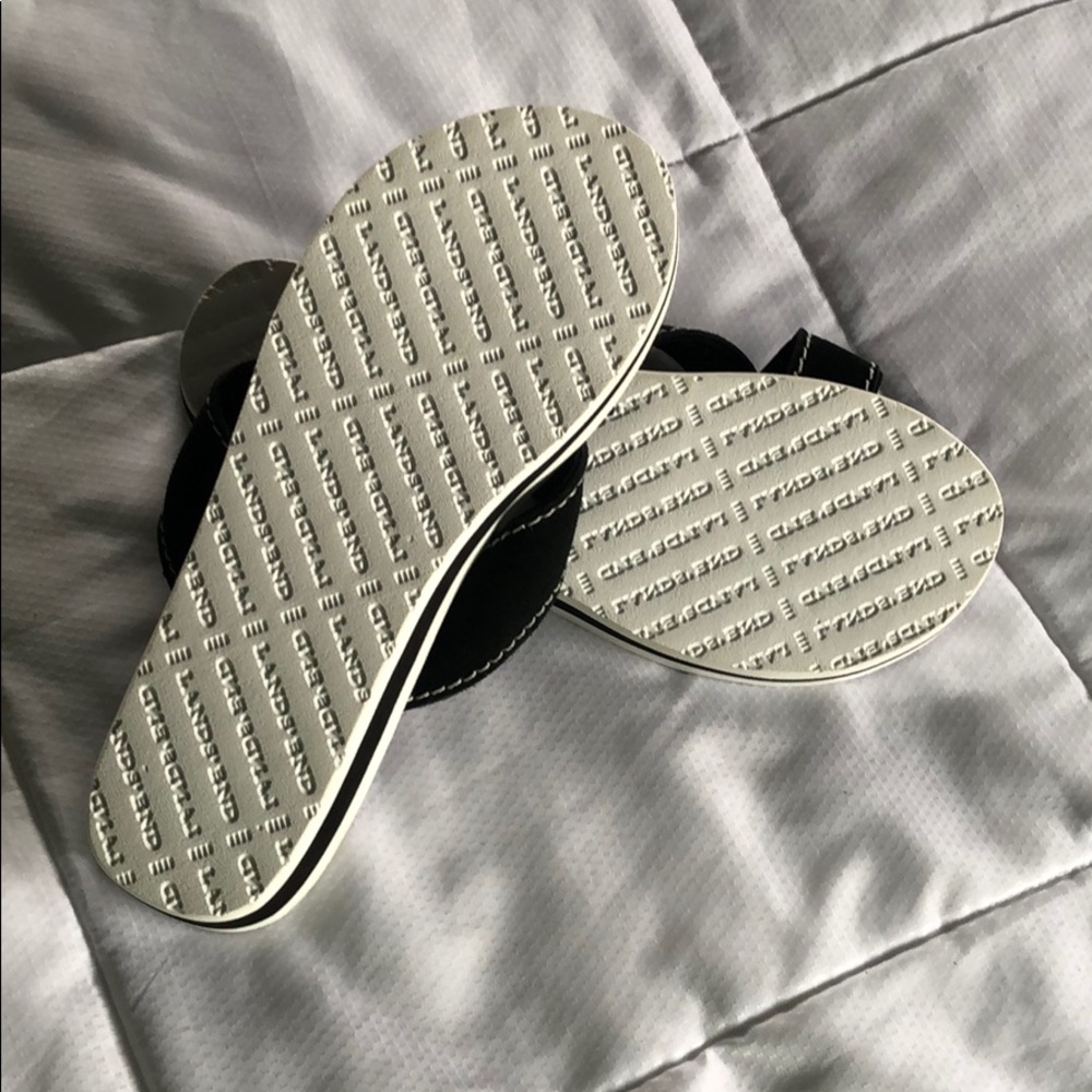 NWOT Lands End Women’s Sandals, Size 7M - Picture 2 of 6